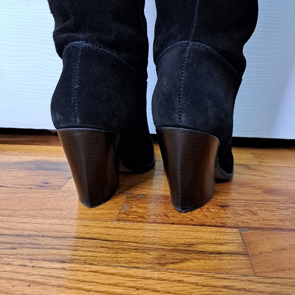 Vince Camuto 🖤 Oyennda Suede Leather Boots - Picture 9 of 15